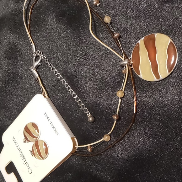 Croft & Barrow tan and brown on silver cable necklace with matching earrings. - Picture 1 of 7